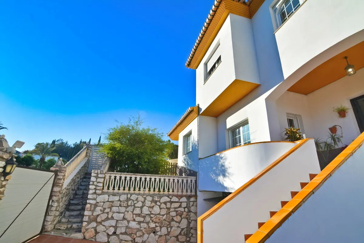 224261f8a18c03b42488d8f937dadea9