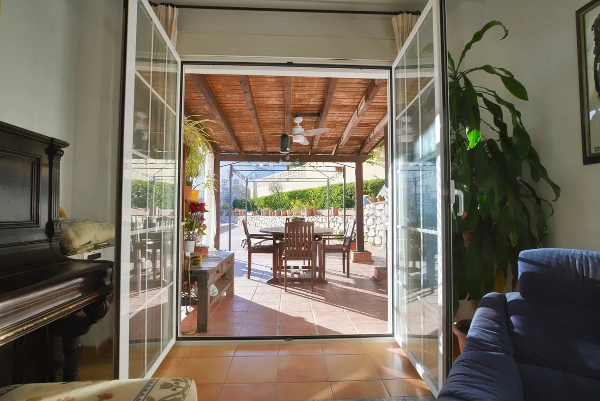 345292529f4b53f887c19f2150fab591