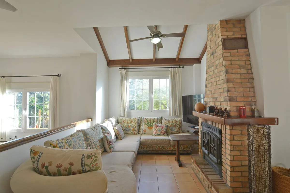 4f5034a784114336dc3ce5510481f7b5