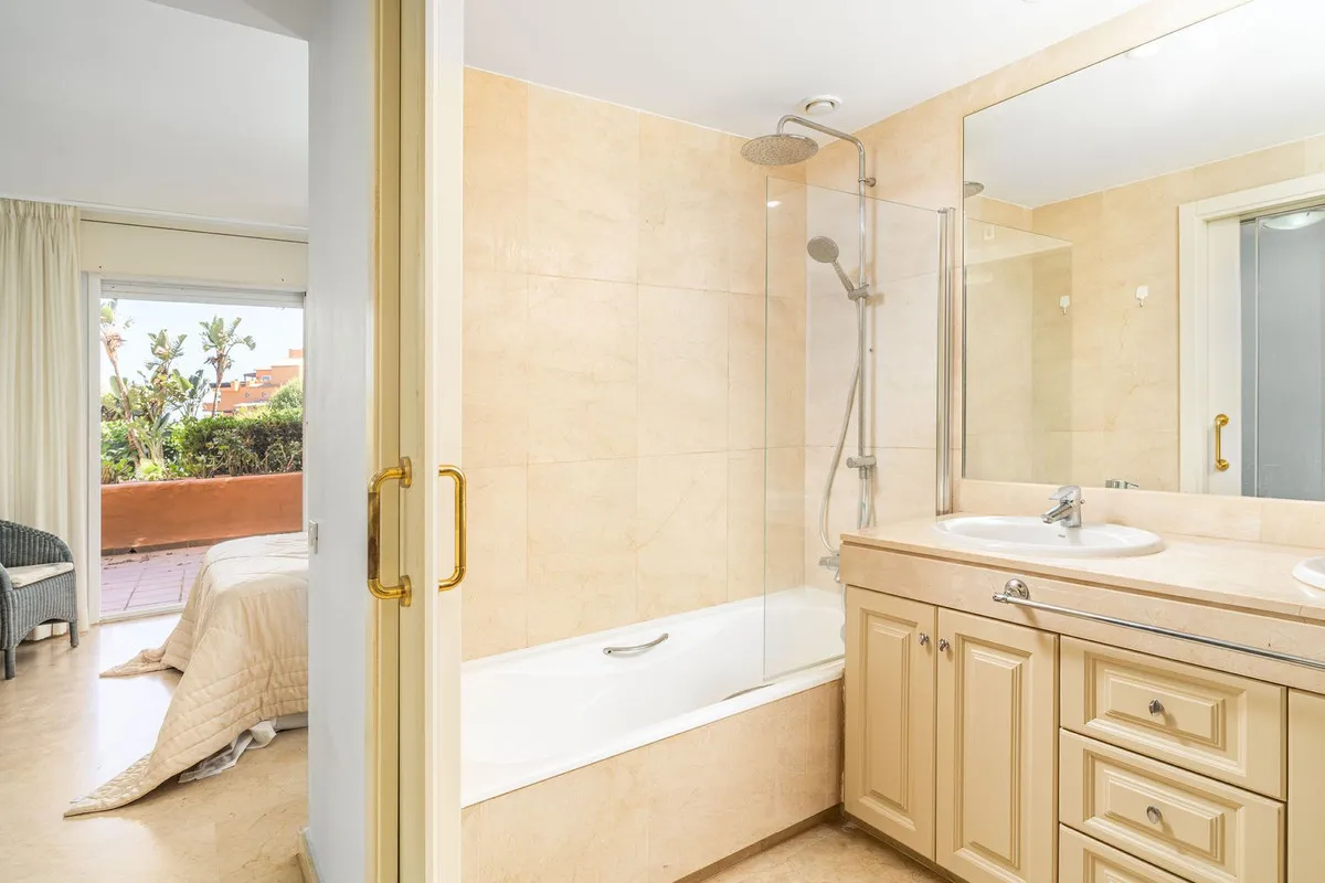 a121f9967e901934faf16c976f83a2cc