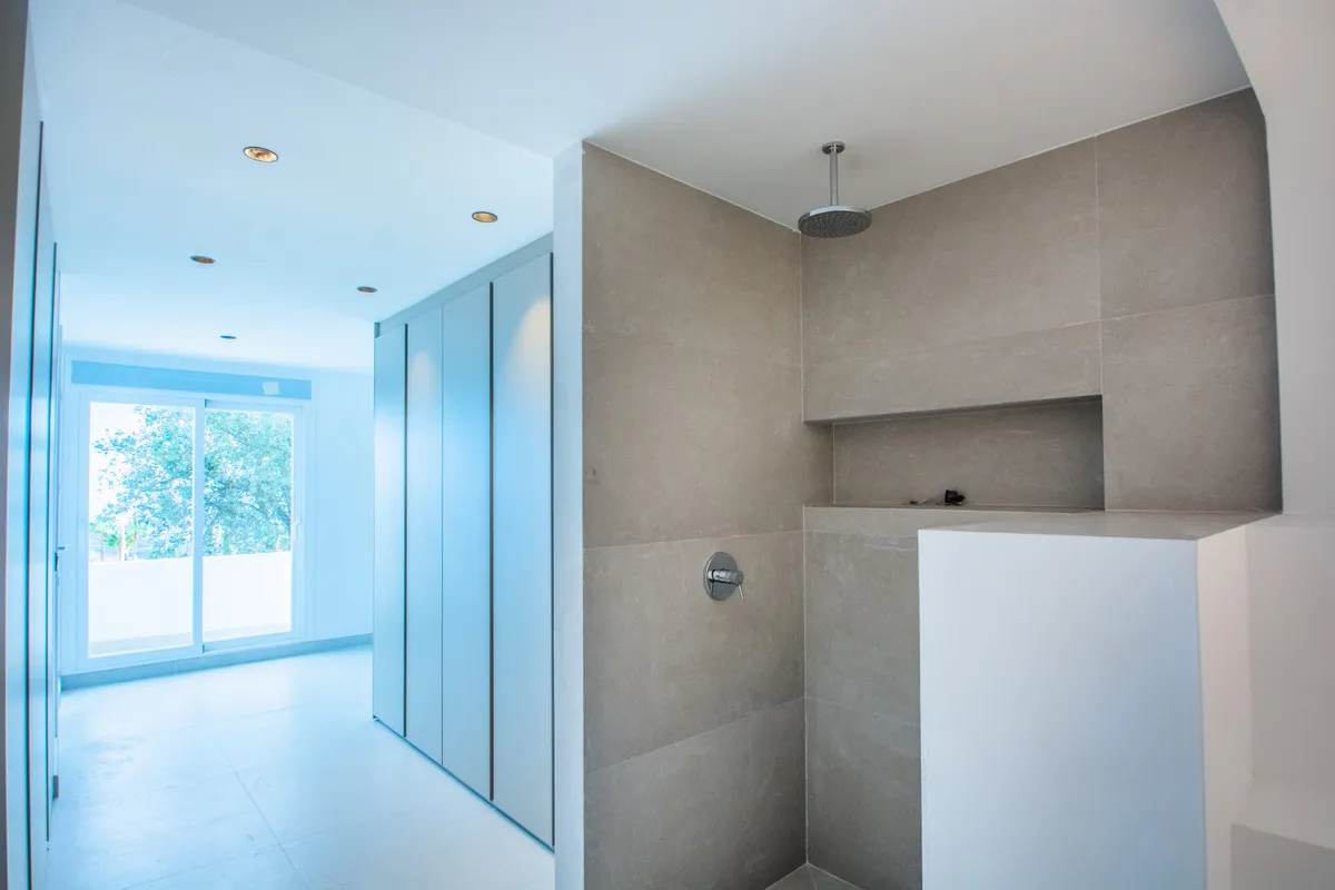 1489f5b0-85fb-4f36-b725-411690d76376