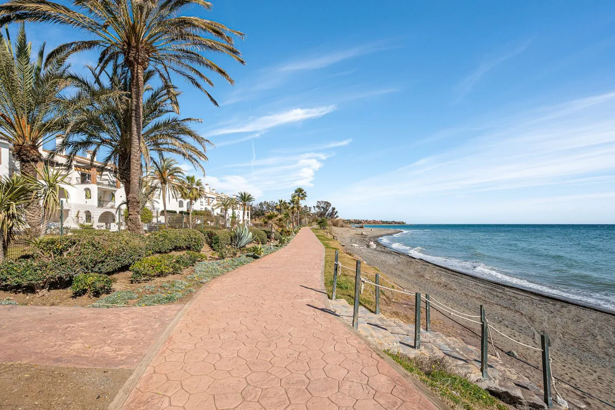 106b2609-7e7b-41b3-8e03-8074a09dee60