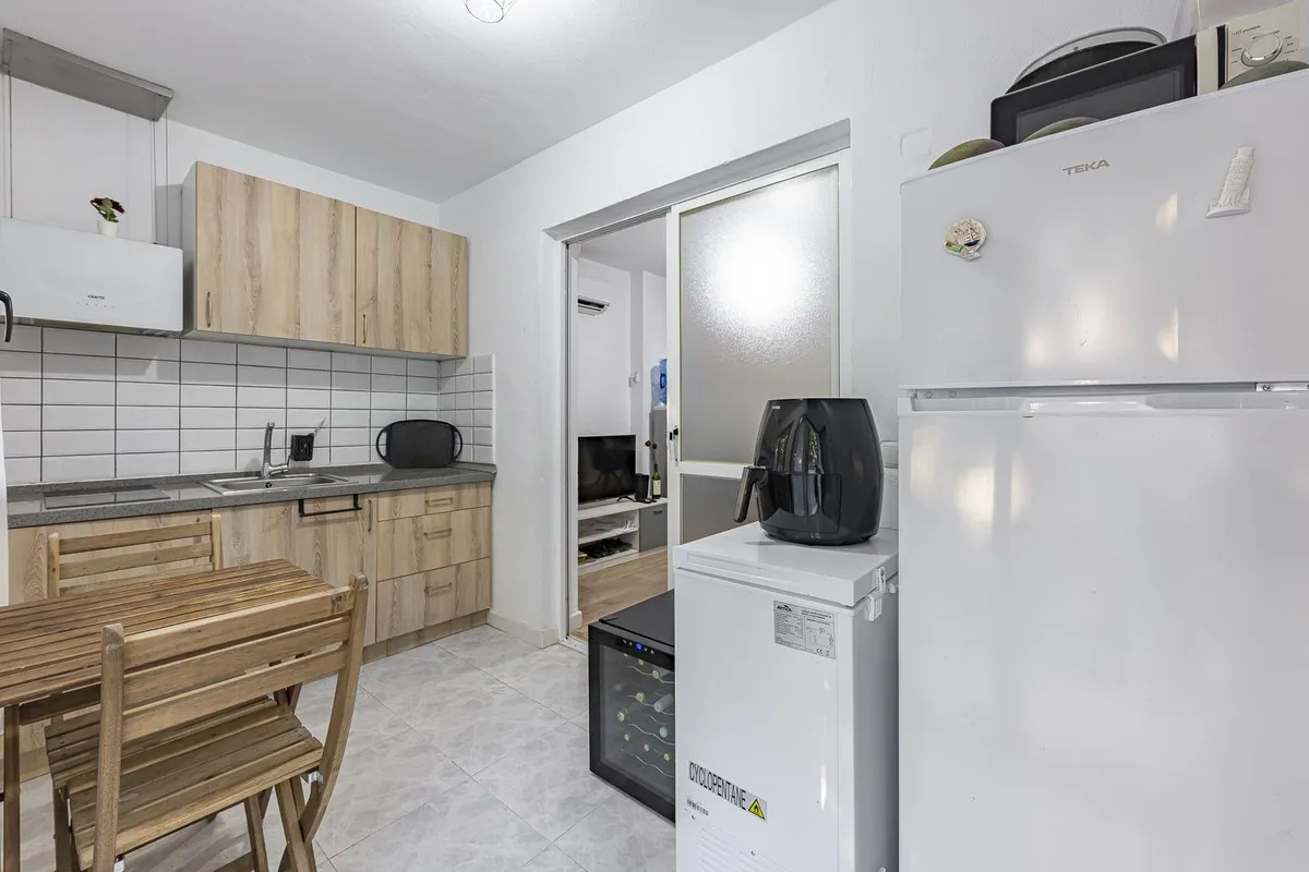 598a9b33-c3c8-4eda-88b0-e4d4d5015a08