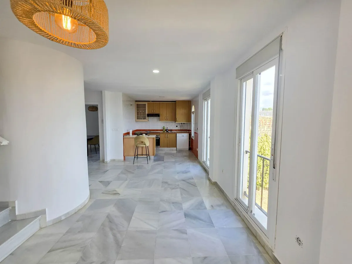 9c6bec94-a5f5-4a75-ac9a-753acea19e4c