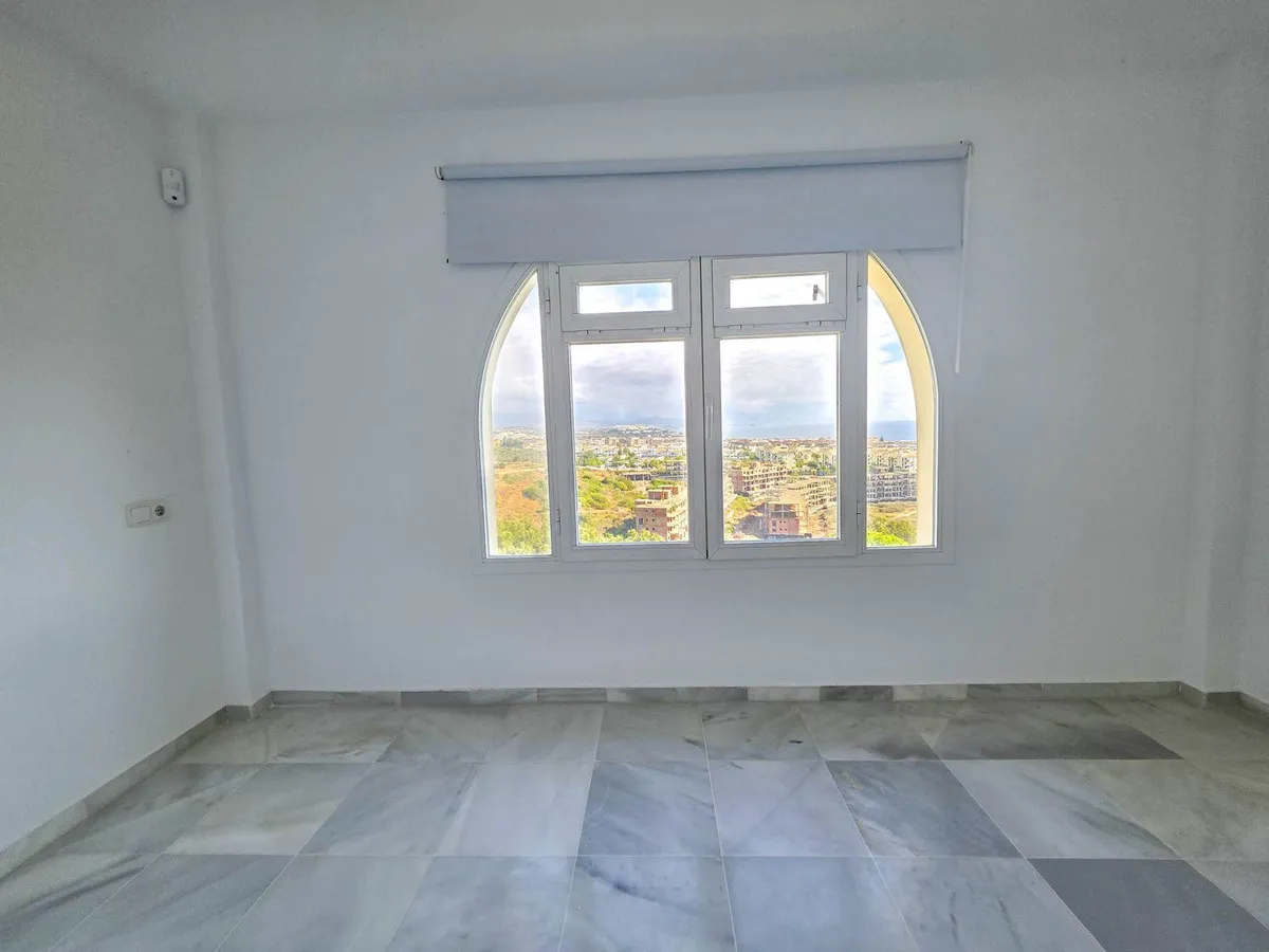 ac8e9582-515d-4247-a38b-6c46fea4d139