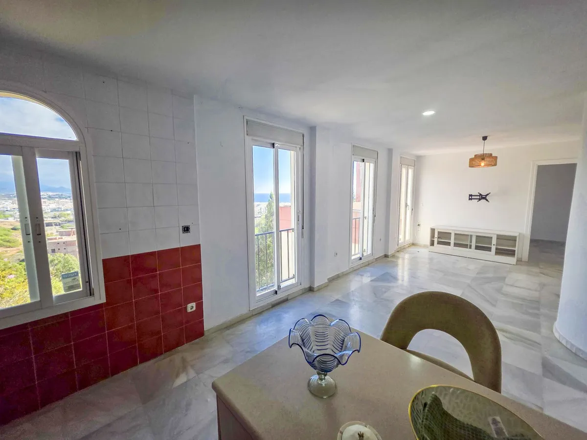 d524494c-9f71-41eb-af4d-5833b2b35f72