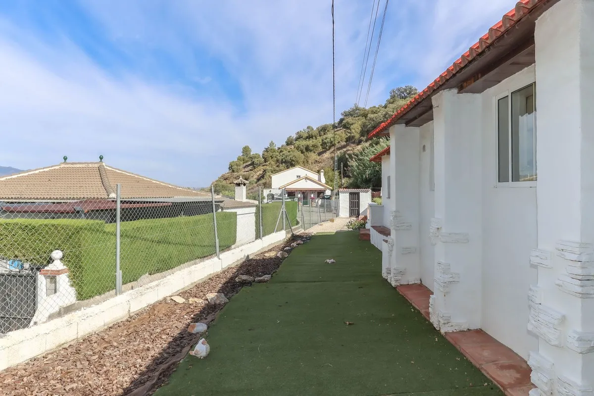 75731986-29f1-4c64-a8bc-01234d2f7a30