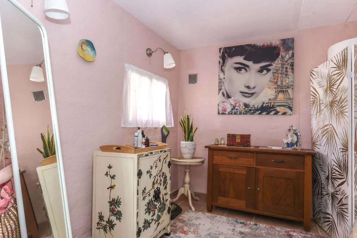 971155b6-c22a-4da9-a70f-8a3b68cf4aa7