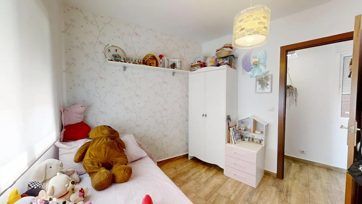 4d9a9c64-89b6-4de2-a5bd-7a0b5c5d613c