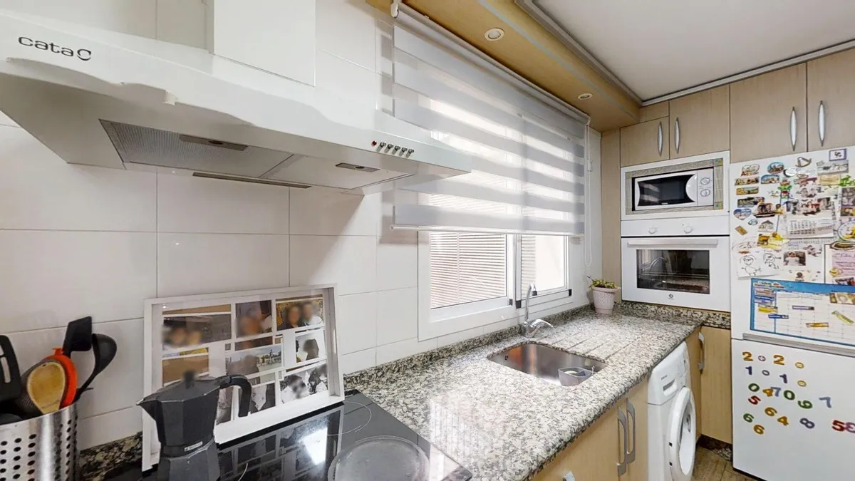 da0844c8-d132-4d38-85e1-a8cc15429328