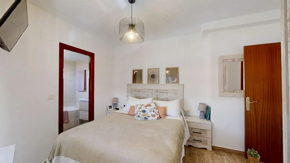 dd2e11ac-9b0d-4b2e-87d9-b42d3e9b20c2