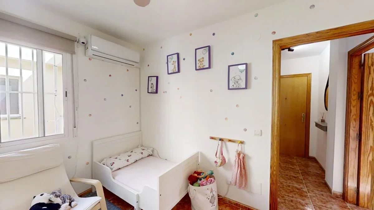 120ea20c-5e7c-4254-baea-2930669e2ab3