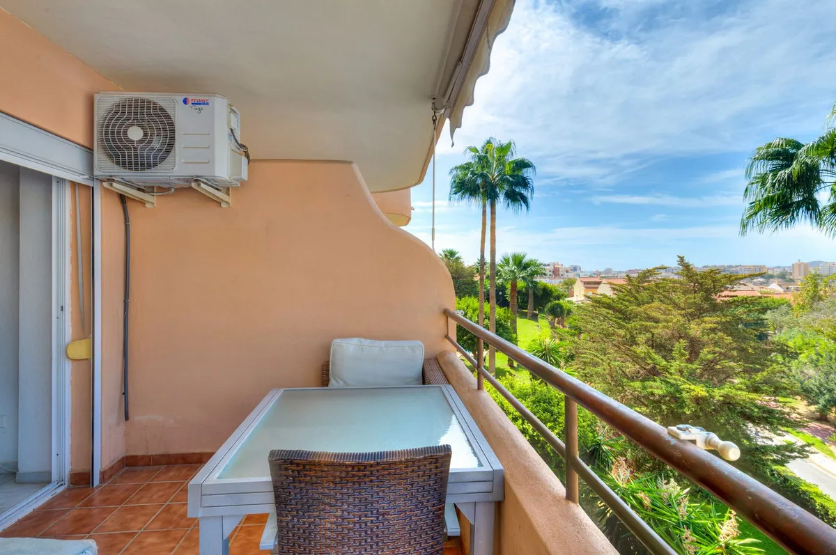 367e8da4-288d-425f-8f39-2207ce4e721b