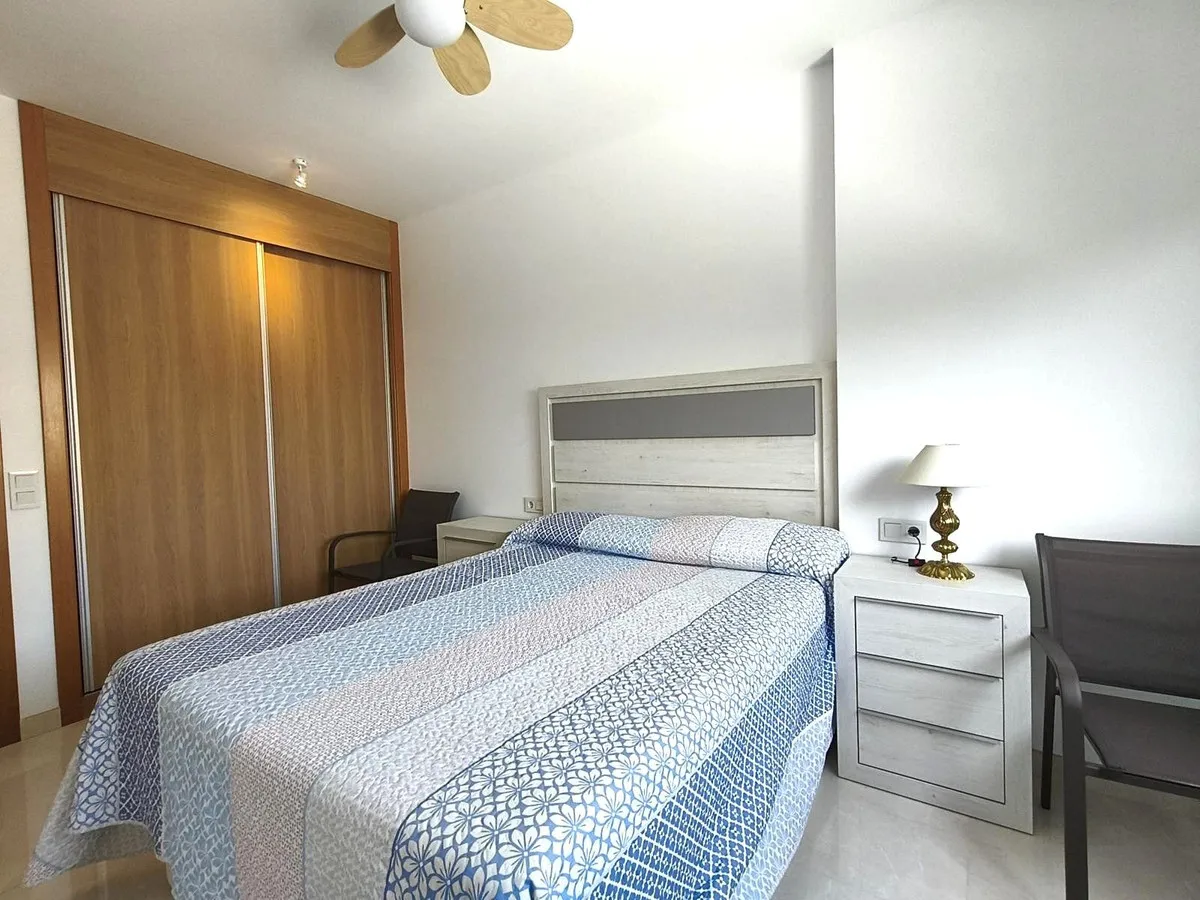 5bdfb602-964d-4c87-a0f1-a1d96cdb0fc8