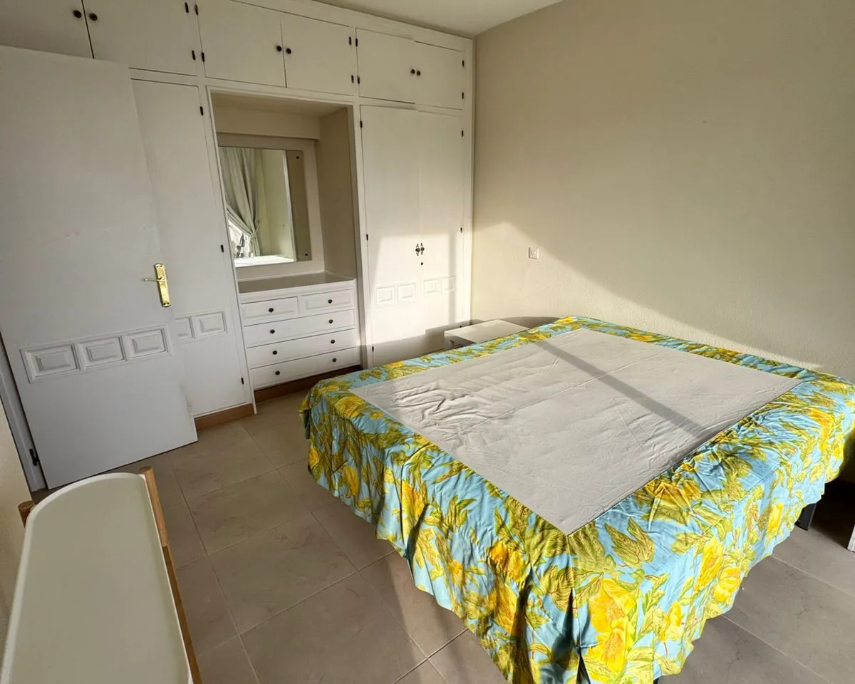 fff303bd-ec3e-4b69-a547-46926324c74f