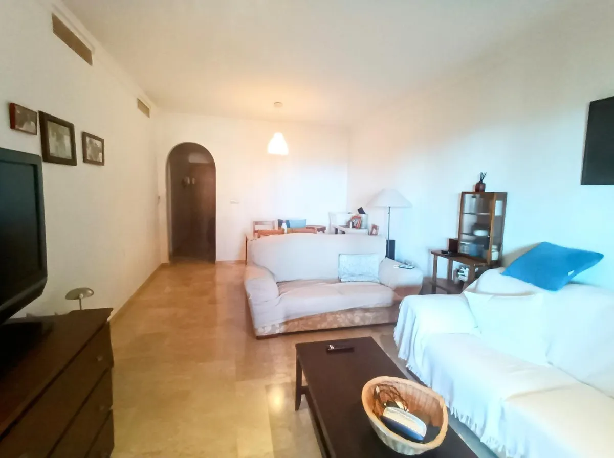 3bdeff74-8254-4a5a-b979-eaadabec7c6e