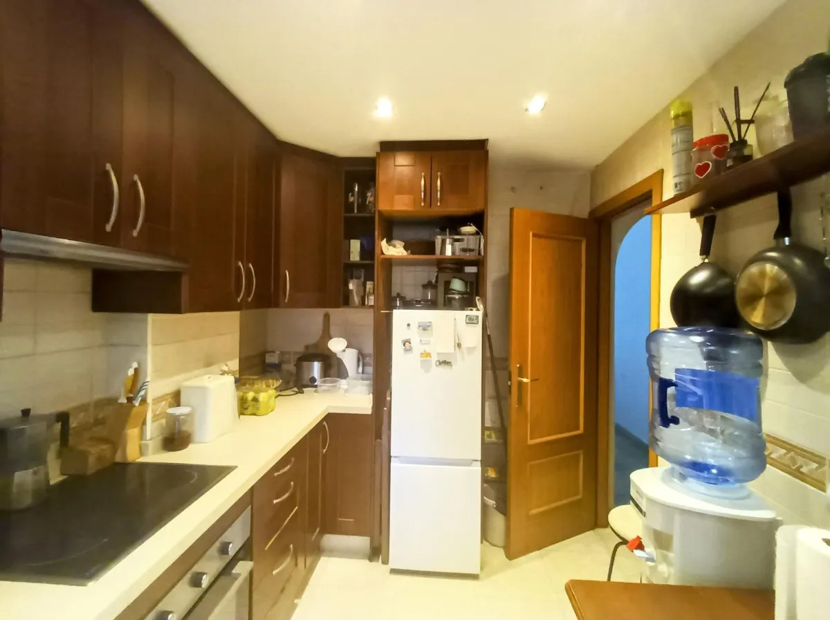 59594595-8e33-4111-a09d-f6698b814bd5