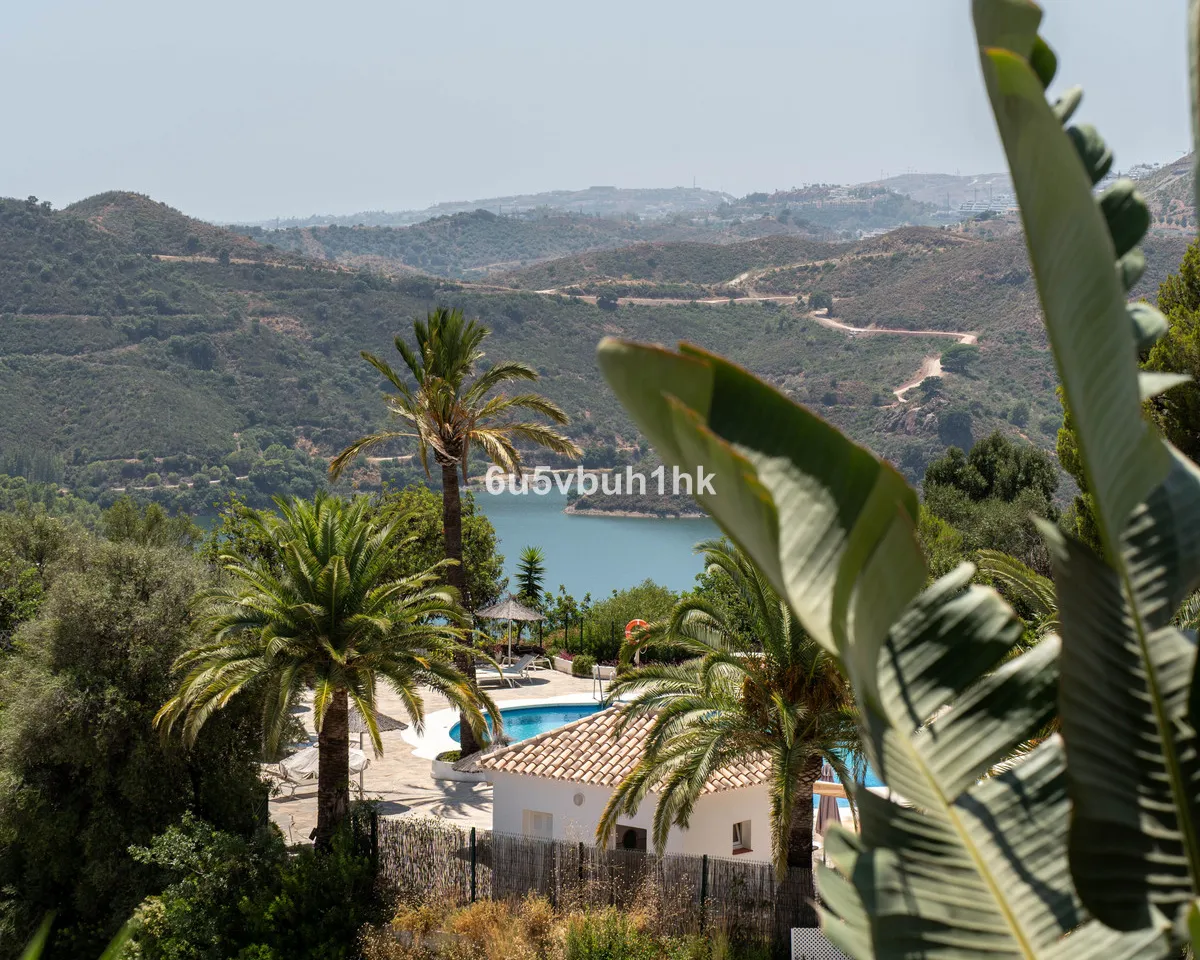 69fd0f1c-d8d9-4de8-a61f-c96378a14ea6