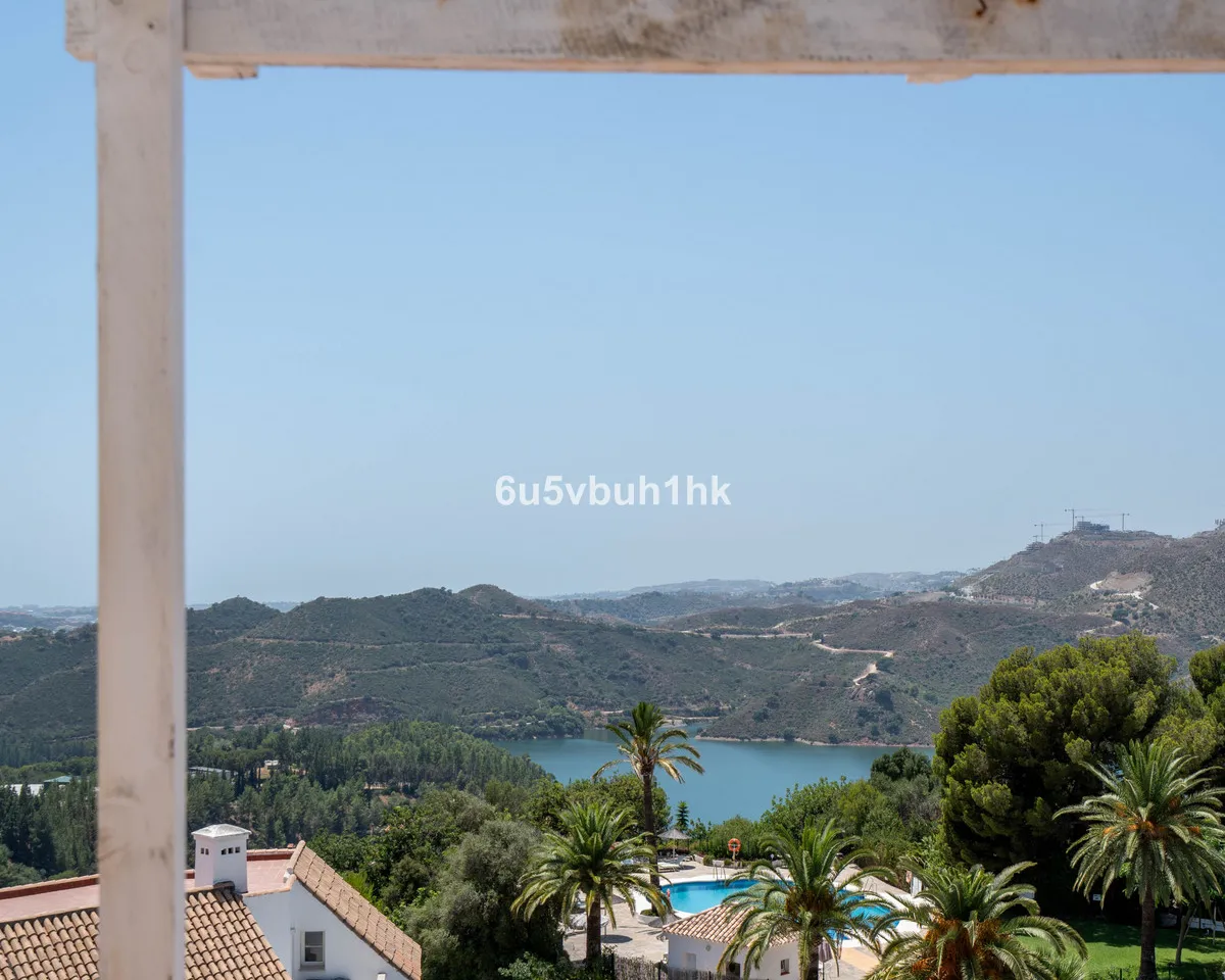 c7279850-7a46-4a70-af0d-46afac5a983c