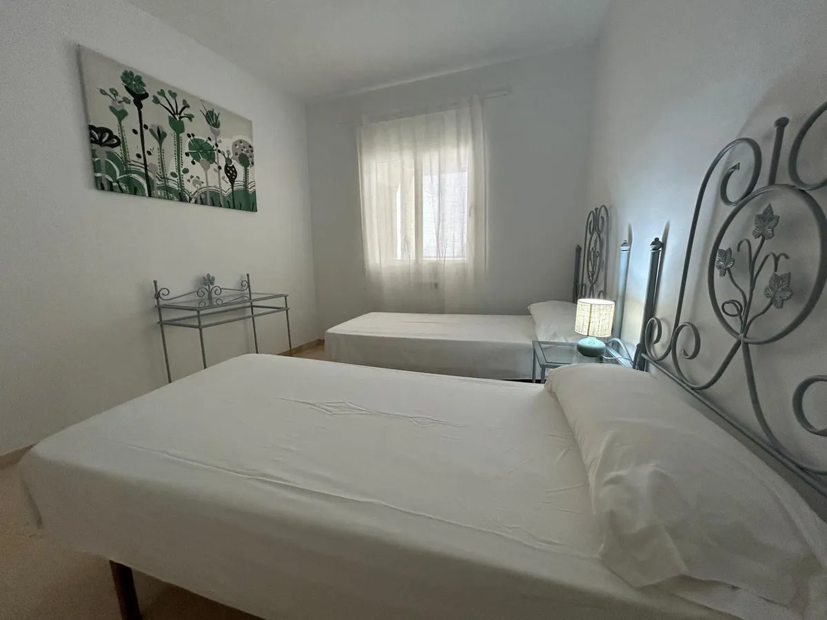 41106dcc-1cd5-4610-9635-05160a3d5d8f