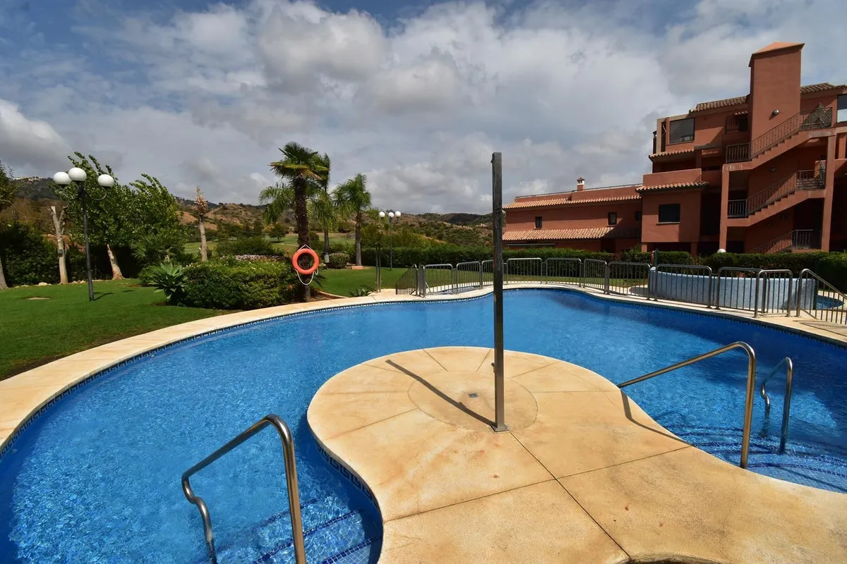 a3245b25-df84-476c-a5f5-c56de8f2f45c