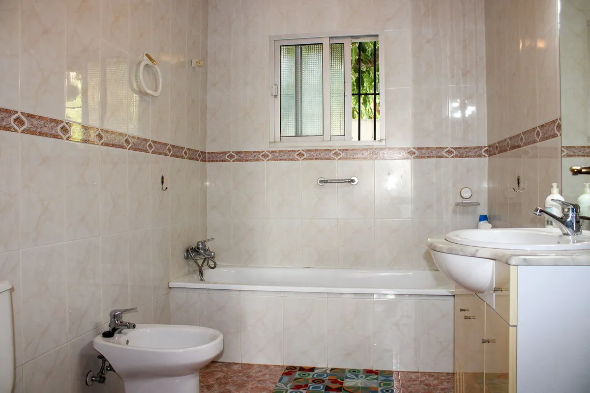 b0e5a31a-e412-4fc7-8c11-a909332776f2