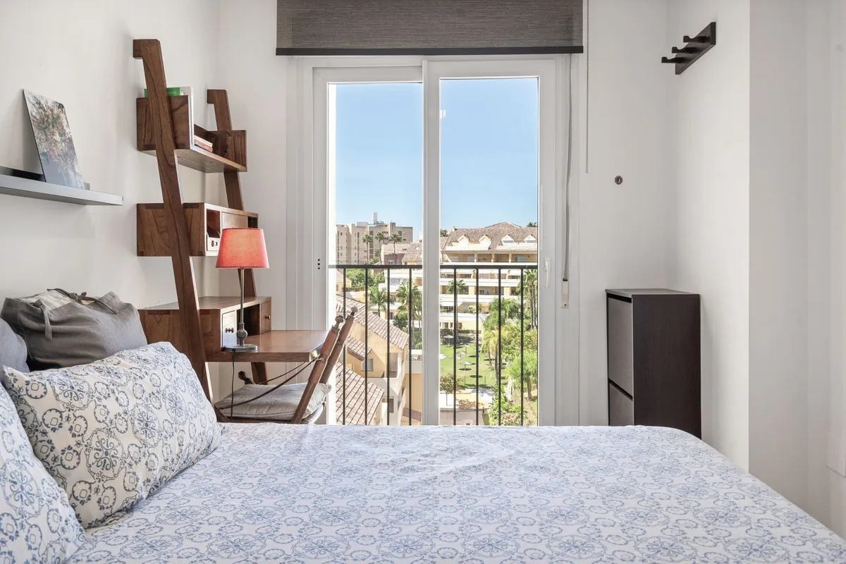 a5ea0896-6c43-4803-b1e5-ef53855429e1