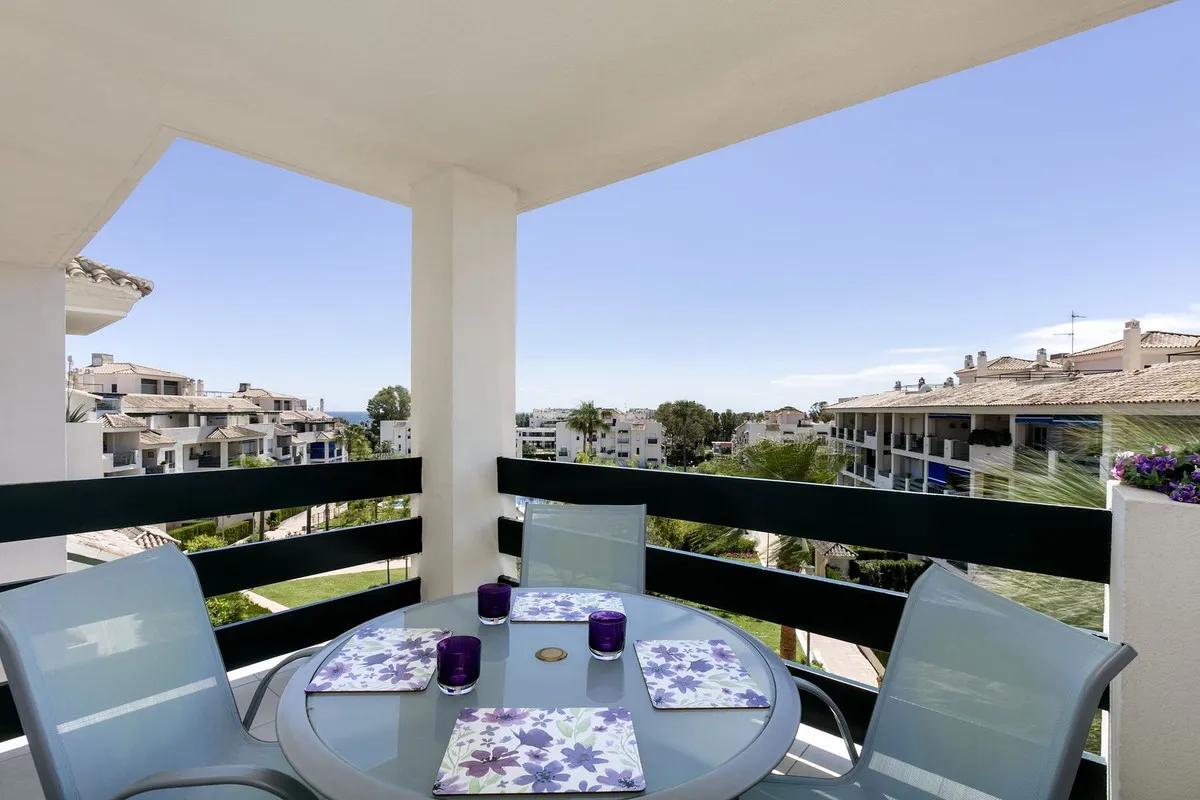 b06bcd62-03eb-496e-ab42-75b5123f3e3a