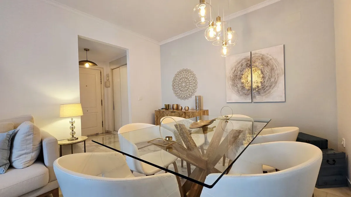 11e40990-9de3-46e4-8400-c39bd0317fb2