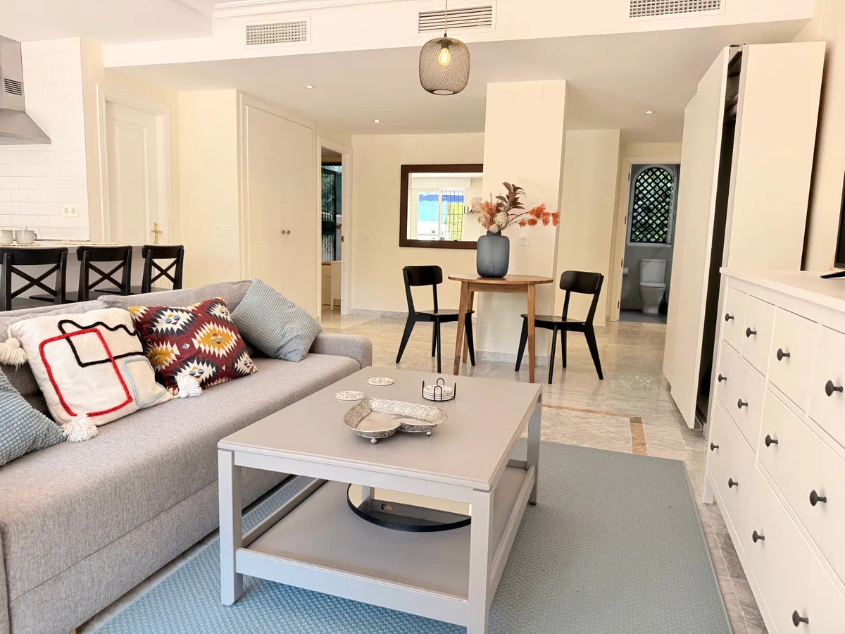 6e912240-b446-4351-84f4-d2aeb6fa1598