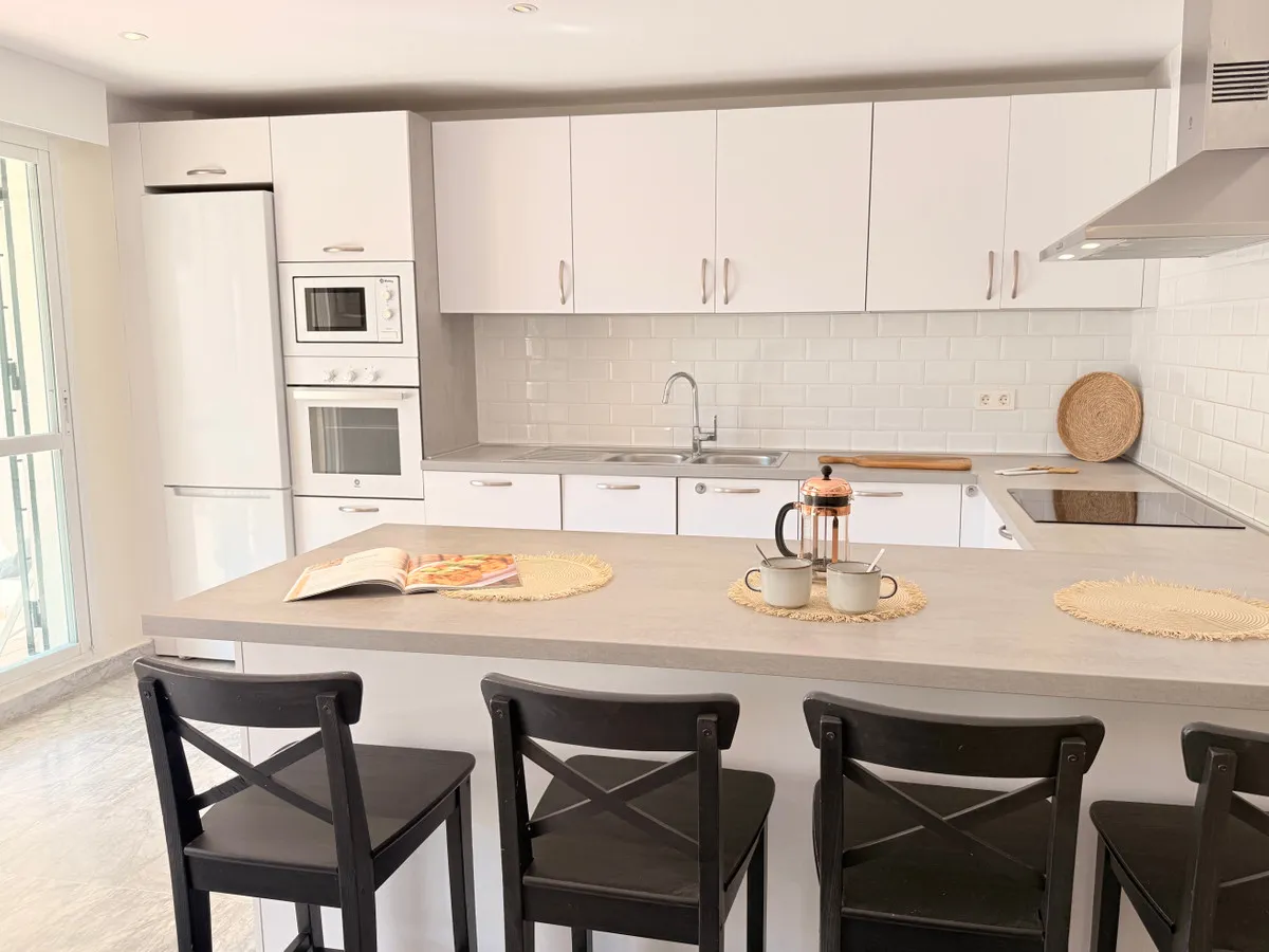 a5358085-a387-4c25-9f05-5f88505b88dc