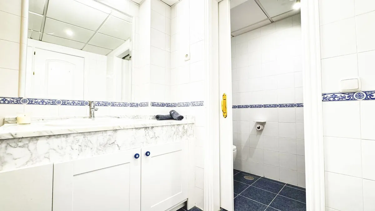 1395ddde-c6cd-4c39-9547-a5050a9e4735