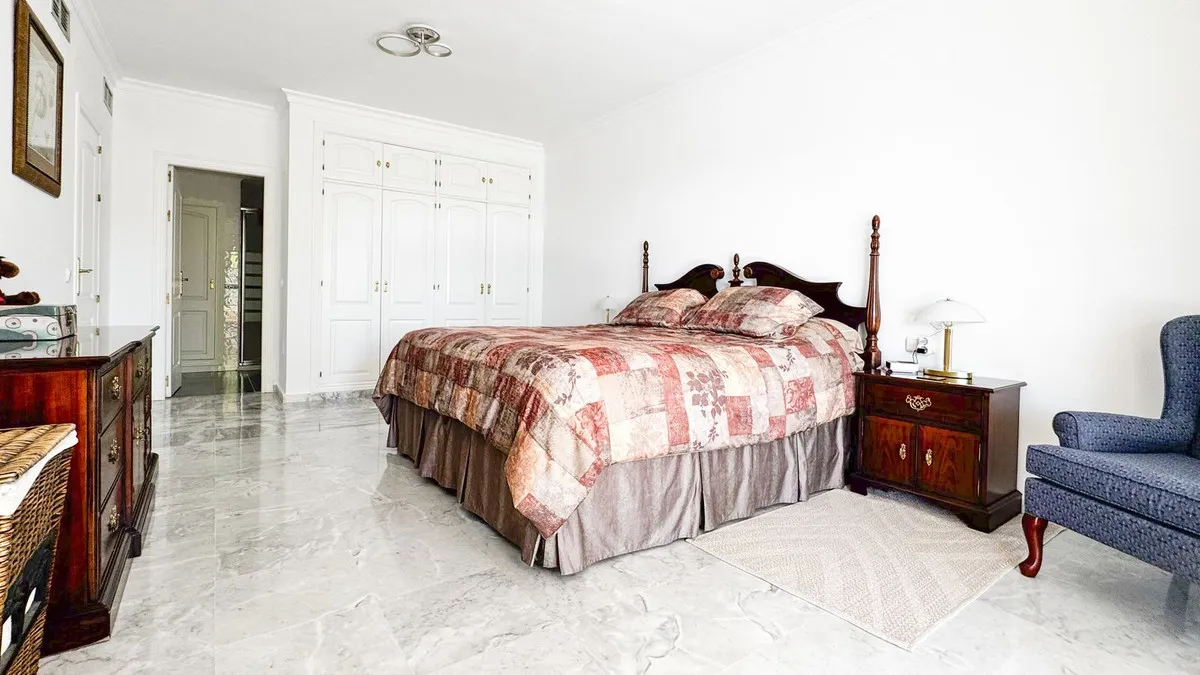 c1e46975-ed74-4bee-80bf-11470f4a46c3