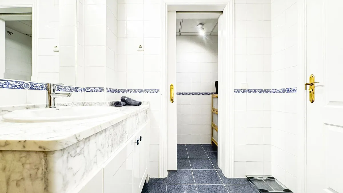 c4294af8-8452-4644-818e-c682b6aa6cab