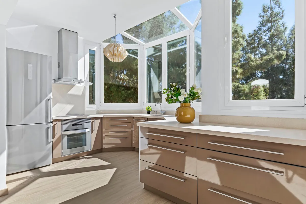 1544e929-5301-42ca-95a4-3b8b98aa0ac7