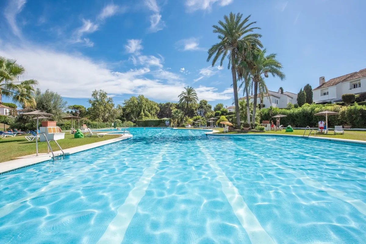 4adf8c64-c541-4089-ae59-3d2cc47f2620