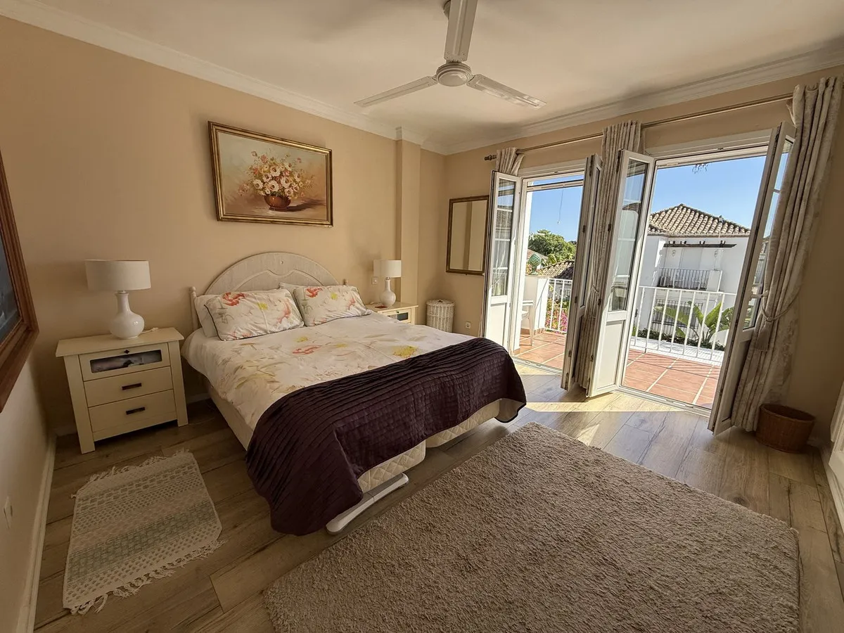 6f645870-1f56-46cb-a99c-2de083a63acf