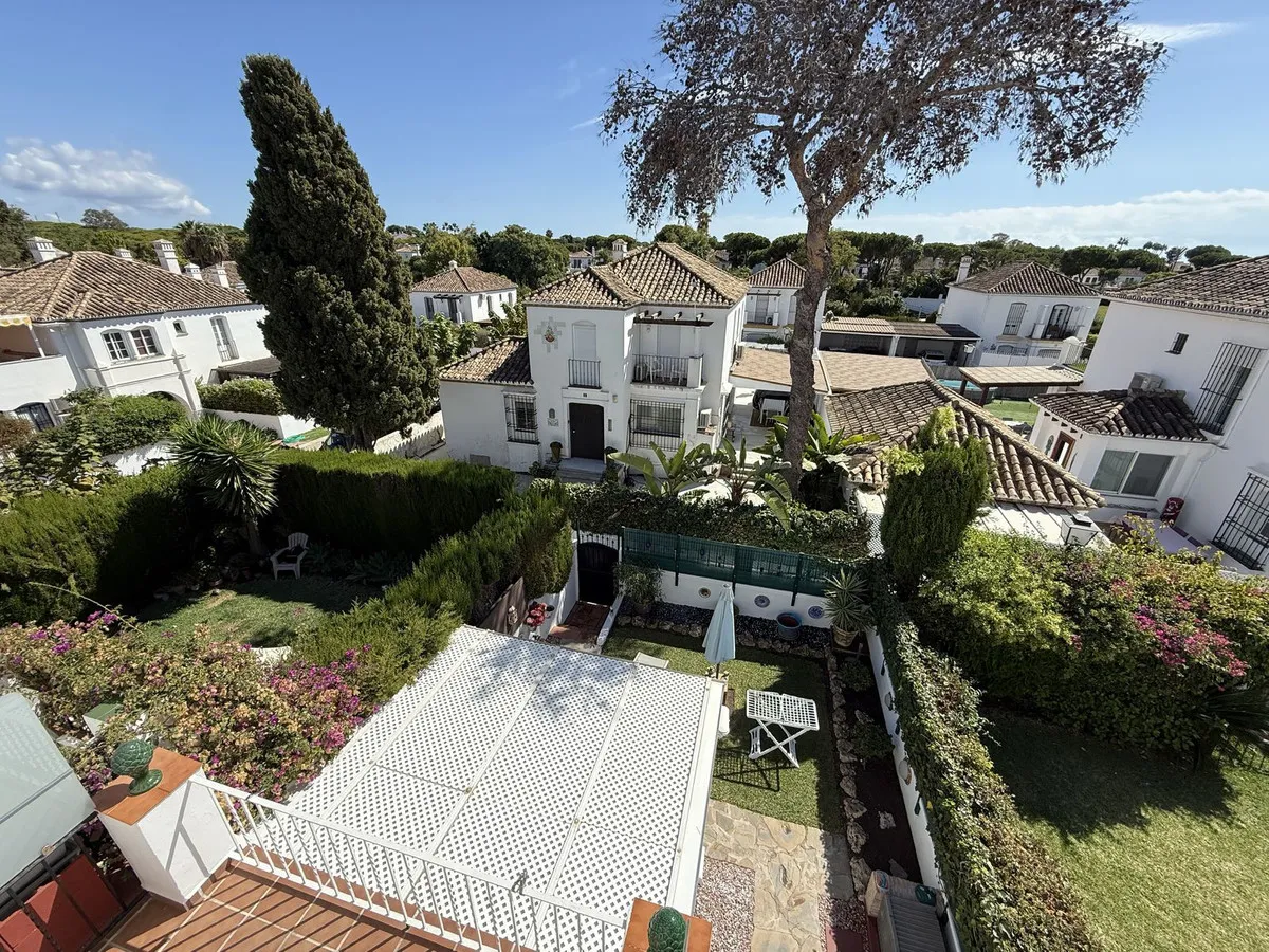 7ead1230-c565-4c66-85c5-68d98881dd94