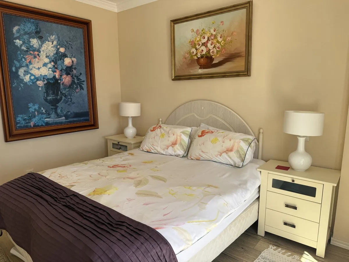 c902b76f-9150-4d2b-a725-b6f30225742c