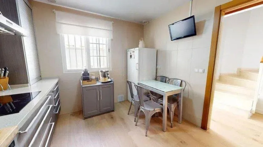 23f58e63-b185-49f9-979e-2112d4dba8ad