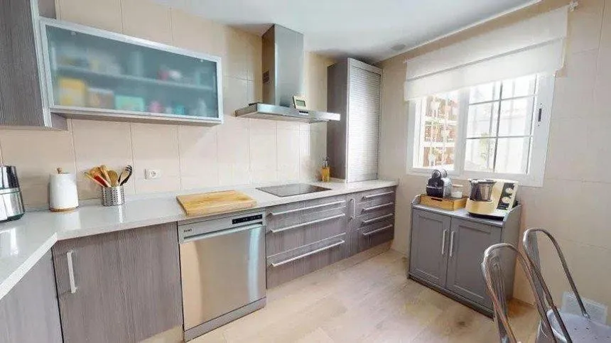 5f2b0719-a214-4d56-88a2-441944be5722