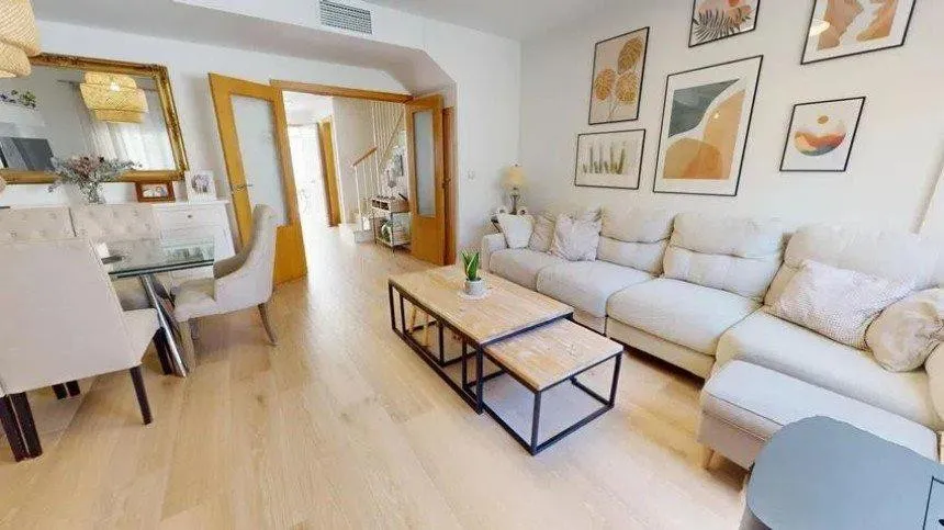 e89b336e-5dc4-4b71-a0e1-6f8640aaf50e