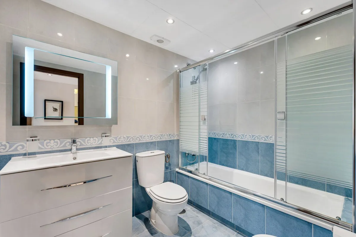 e1fa96ab-8ef8-46fb-824f-22f19d77d538