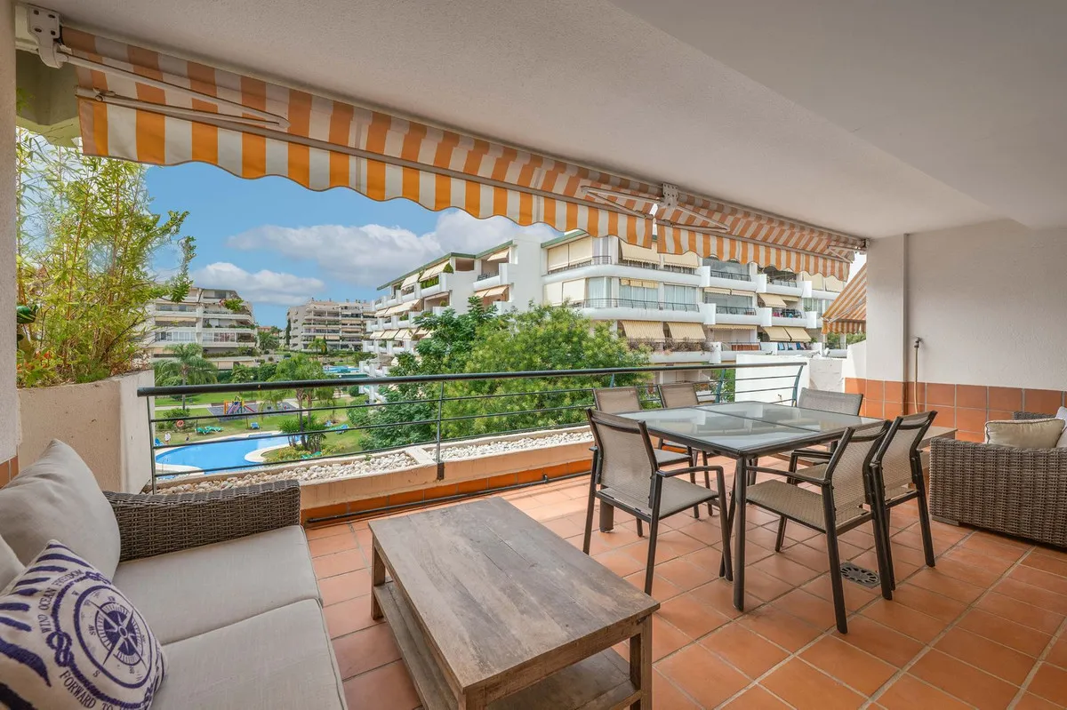 f891344d-035f-48ee-a860-8cdf7e8c7cff