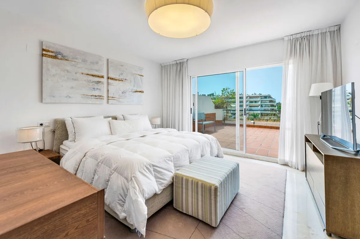 fc5afd1b-5c96-46bd-9442-7a90e1e9f144