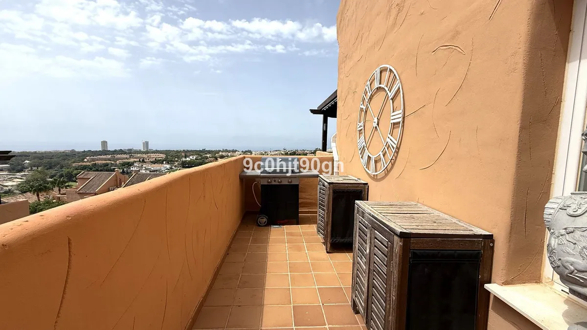 2f929f96-b5ef-4985-b0d3-bfbd93ba6e64