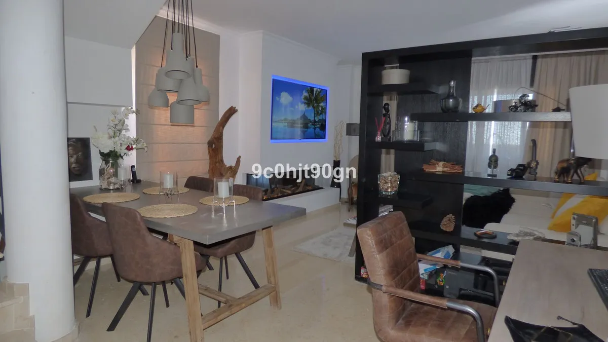 b4dad765-2c01-4a0b-b09a-c4a59b47d700