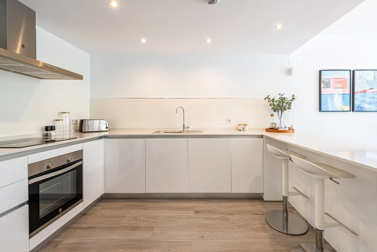 244ab4df-6591-4c40-b71b-1ae86a9f80f4