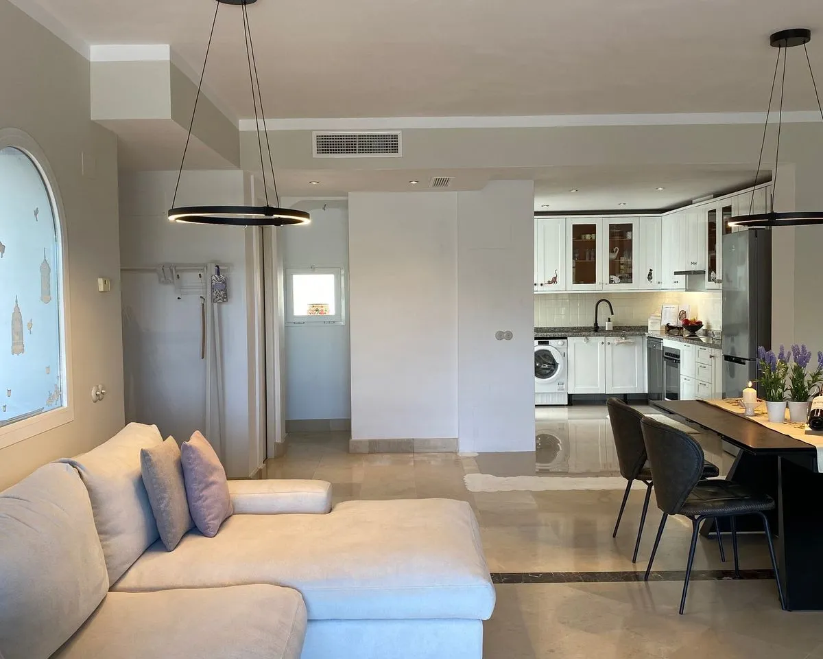 7506c352-b754-4339-896a-b9477c33a4c1