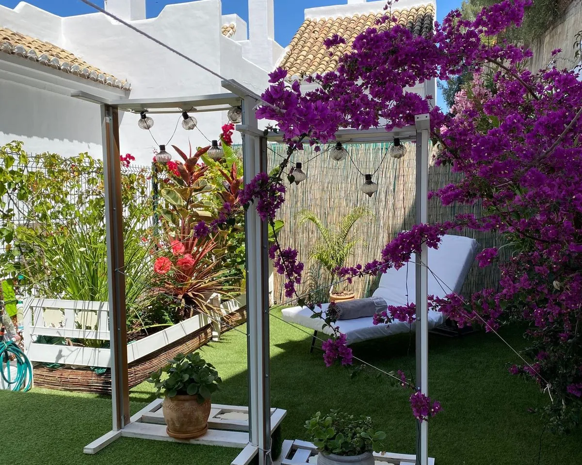 acf44910-05f4-40bc-b74e-526c719e8fc7